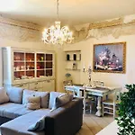 “attico Garibaldi” Nel Cuore Della Toscana Διαμέρισμα *